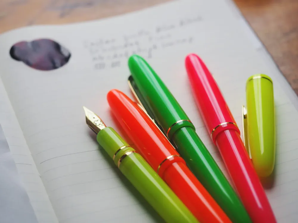 Esterbrook Estie Regular Fountain Pen - Funky Town - Orange - Image 3
