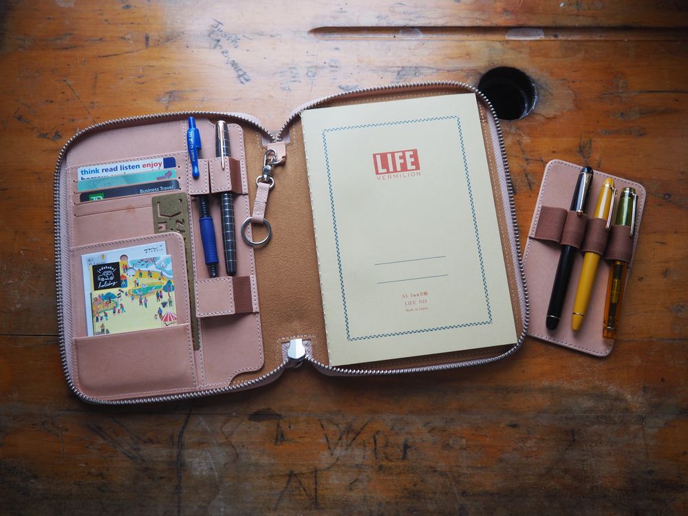 Galen Leather - Leather Zippered A5 Leuchtturm1917 Notebook Folio - Undyed Leather - Image 2