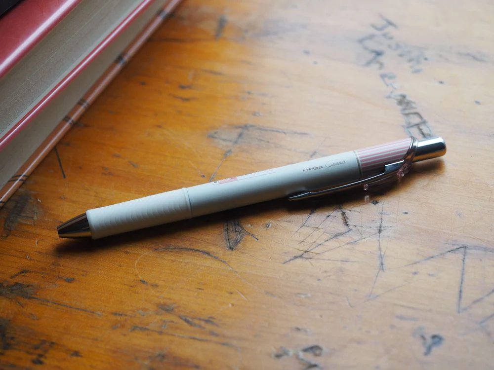Pentel EnerGel Clena Gel Pen - 0.5mm - Classic Pink (Black Ink)