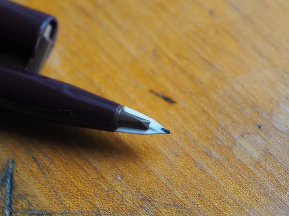 Pentel Pulaman JM20 Pen - Sepia - Image 2