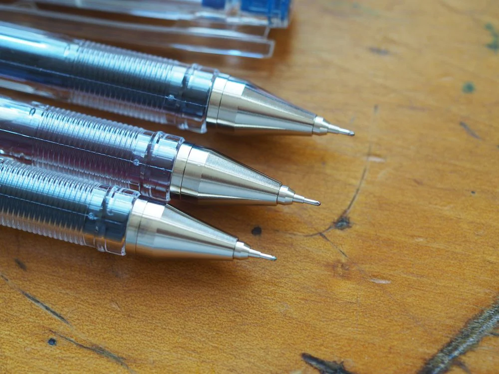 Pilot G-Tec-C (Hi-Tec-C) Gel Pen - 0.4mm - Pink - Image 2