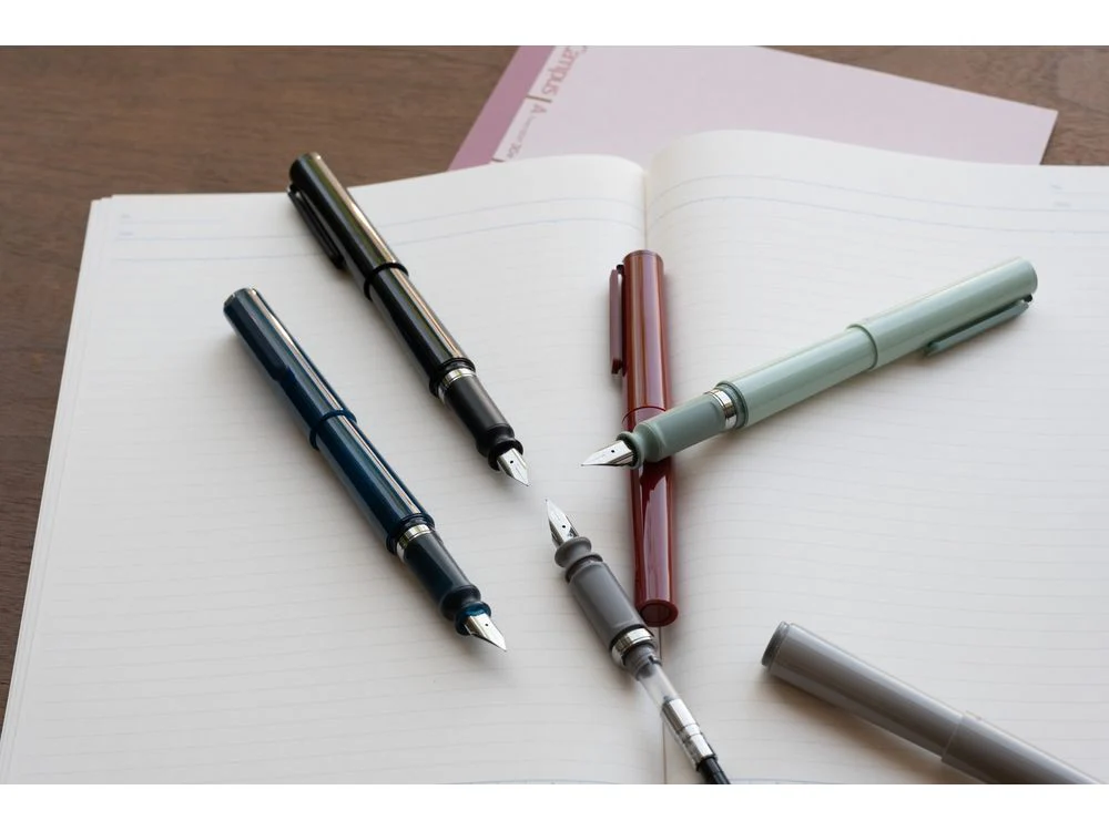 Sailor Compass Fountain Pen - Tuzu - Black - Image 3