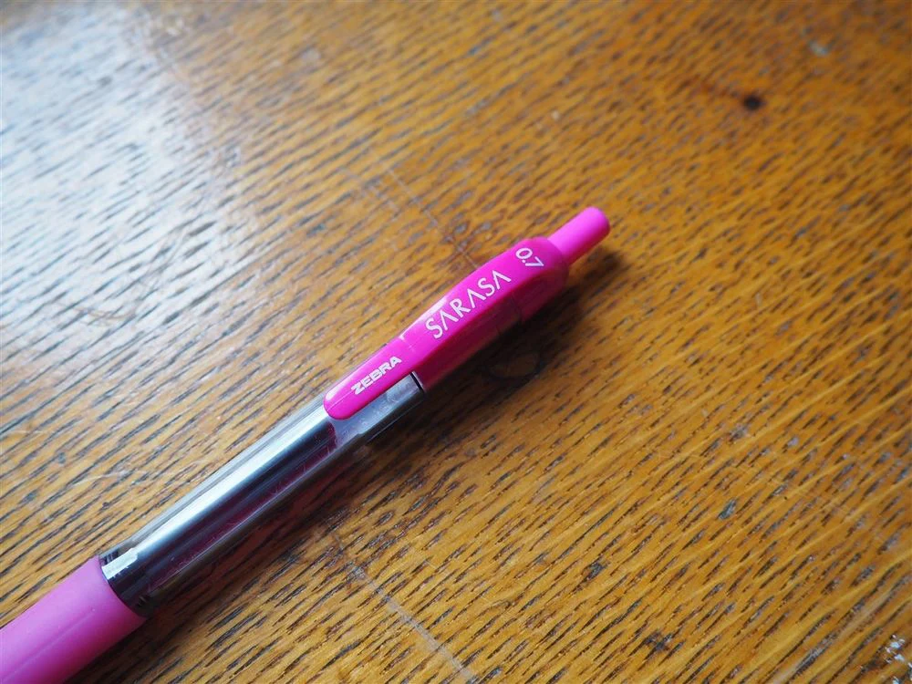 Zebra Sarasa Retractable Gel Pen - 0.7mm - Pink - Image 2